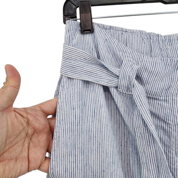 Chico's Women 100% Linen Blue Relaxed Fit Lagenlook Trousers - Picture 4 of 9